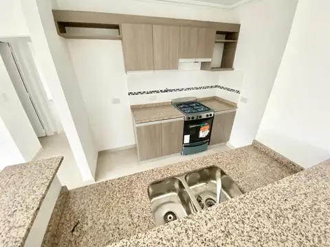 Departamento en Alquiler en Ituzaingo Sur, $ 750.000