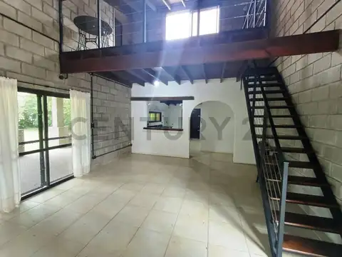 Casa en Venta en Barrio Exaltacion, USD 95.000
