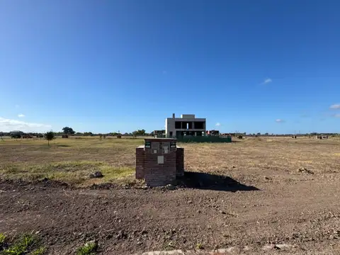 LOTE EN VENTA SAINT THOMAS CHICO CANNING