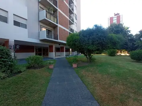 Alquiler Celina 3 ambientes ed 70 (frente a banco hipotecario) CON COCHERA