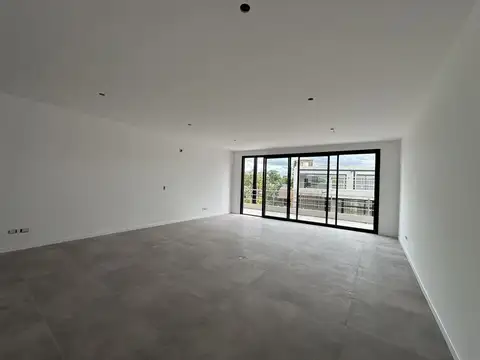 Oficina en Alquiler en Bella Vista, USD 1.300