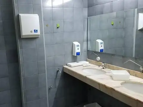 Oficina en Alquiler 50 años