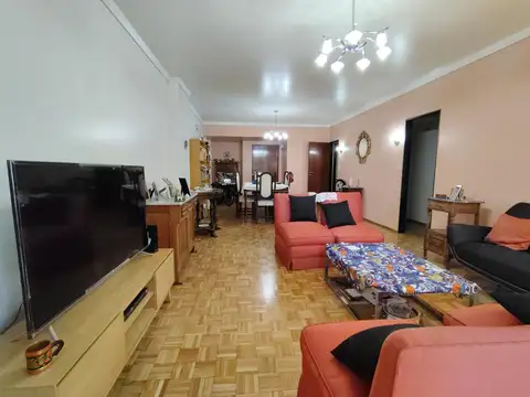 Capdevila 2821 , Piso 1