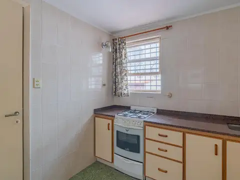 Casa en venta 2 amb con dependencia