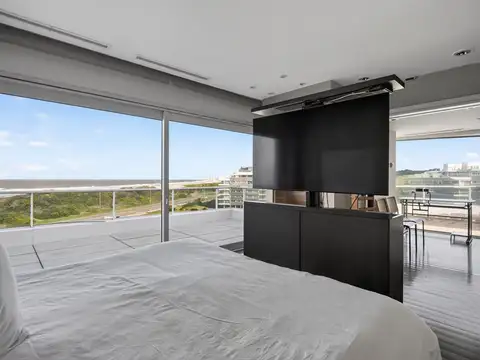 Penthouse duplex frente al mar con Departamento extra