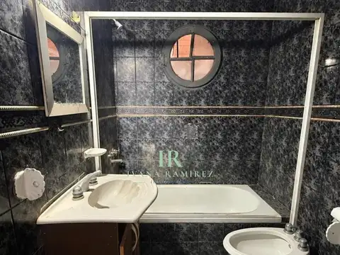 Casa 3 ambientes con 1 baño