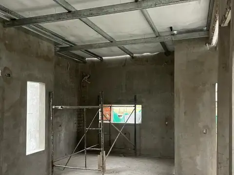 Casa a terminar en venta - 2 Dormitorios 1 Baño - Cochera - 300Mts2 - General Rodríguez