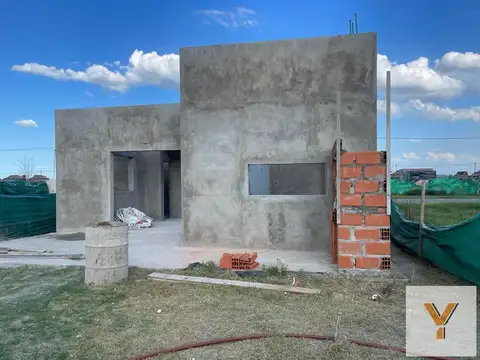 Casa a terminar en venta - 2 Dormitorios 1 Baño - Cochera - 300Mts2 - General Rodríguez