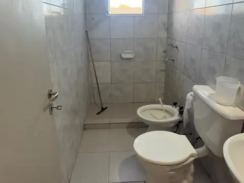 Casa en Alquiler con 1 cochera