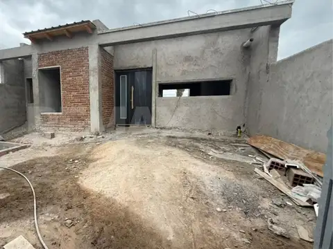 B° Gardinal, calle Las Grutas, Mza L, Lote 100