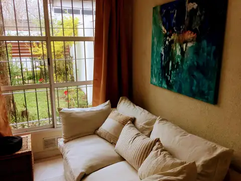 Depto Tipo Casa en Alquiler de 2 dormitorios