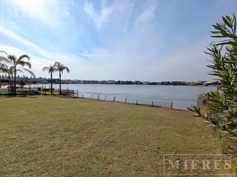 Lote en venta a La Laguna en San Gabriel, Villanueva. - Foto 0