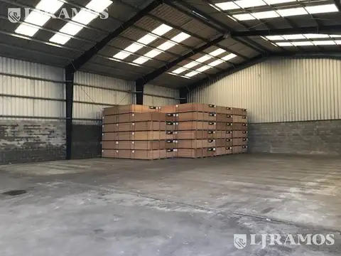 Galpon en Alquiler en Zarate, USD 32.000