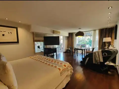 Casa 6 ambientes con 5 baños