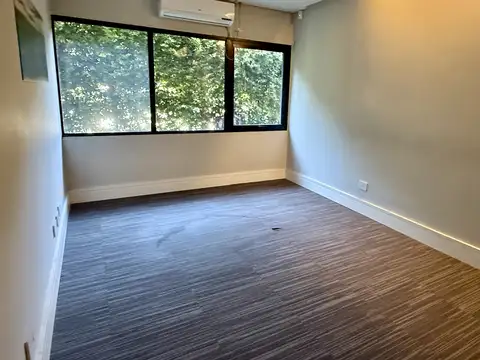 Oficina en venta y alquiler en Las Lomas-San Isidro