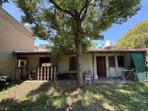 Terreno en Venta en Rafael Calzada, USD 65.000