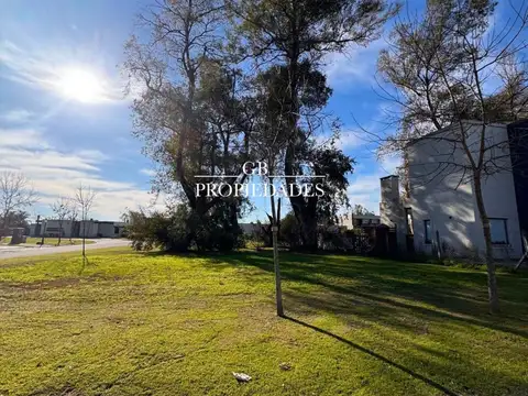 Venta de Lote en Santa Elena, Pilar