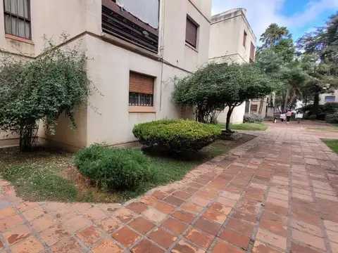 VENTA DPTO 2 DORM COMPLEJO CON SEGURIDAD