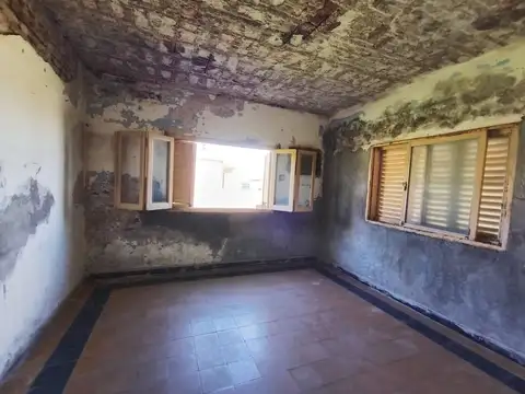 Casa 3 ambientes con 1 baño