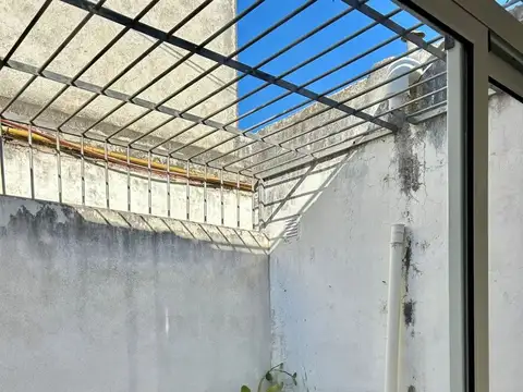 Depto Tipo Casa en Venta de 2 dormitorios