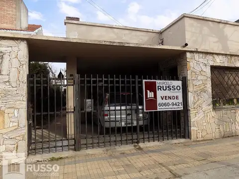 CASA 3 AMB. + DEPTO. 2 AMB. EN BLOCK