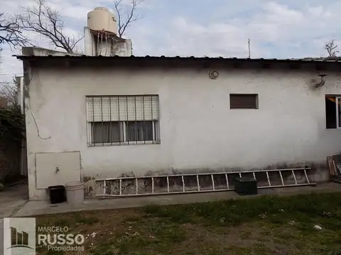 CASA 3 AMB. + DEPTO. 2 AMB. EN BLOCK