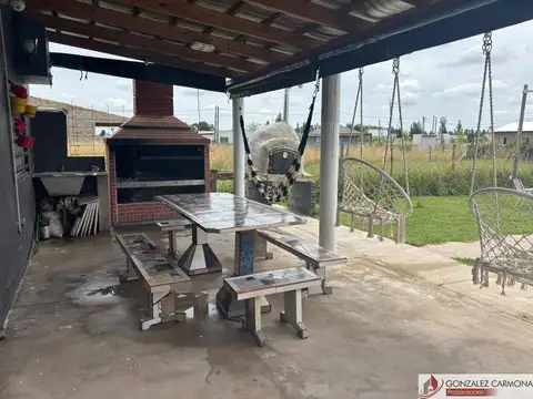 Casa en Alquiler Temporal con 1 cochera
