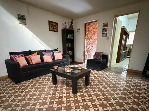 Venta de exelente casa en Castilla . Chacabuco