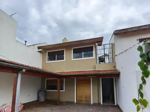 VENTA PH DE 3 AMBIENTES, TIPO DUPLEX,  J. L. SUAREZ