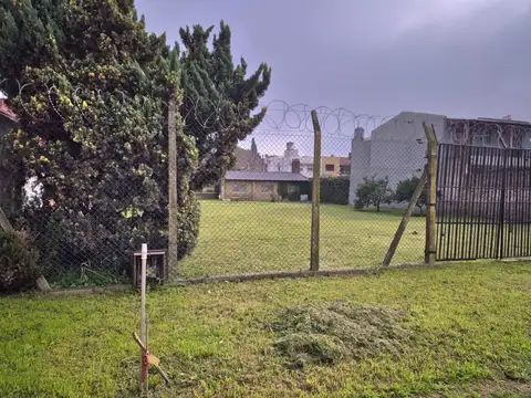 Terreno en Venta 31  mts Fondo