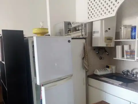 Alquiler Temporario Monoambiente Avda Cordoba y Mario Bravo