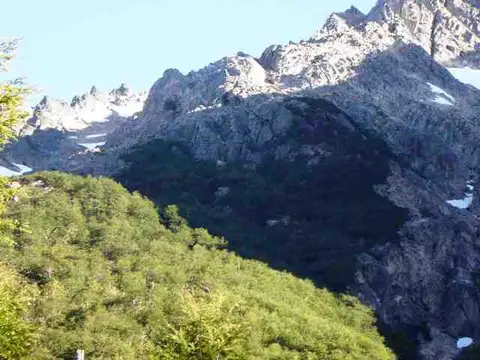 INMOBILIARIA COMODORO - CHUBUT -  CAMPO CORDILLERANO LIMITE CON CHILE