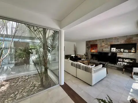 Casa en Venta en Barrancas De San Jose, USD 420.000