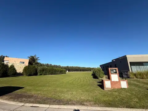 TERRENO EN VENTA EN TIERRAS DEL MAR 