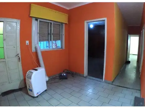 Terreno en Venta en Castelar, USD 180.000