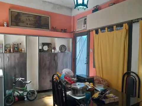Casa 3 ambientes con 1 baño