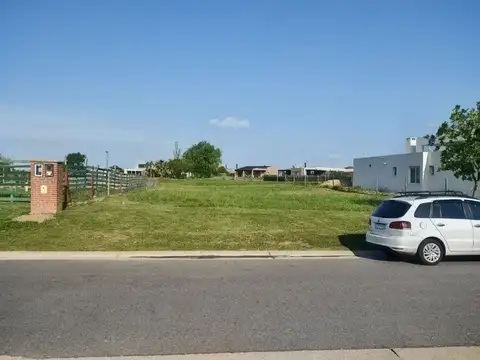 Excelente Lote en Venta en San Sebastián - Área 12