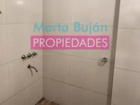 Depto Tipo Casa en Alquiler en Crucesita, $ 770.000