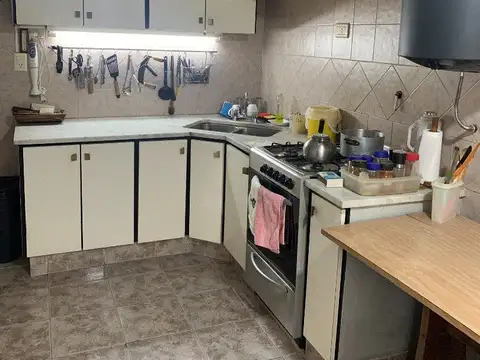Casa en Venta con 3 cocheras
