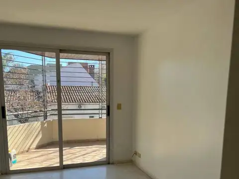 Departamento en Venta en Monte Grande, USD 165.000