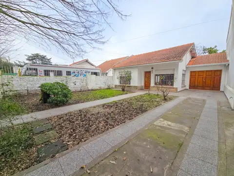 Chalet 3 amb. garage, patio y quincho 12 MESES- Gaboto y Santa Cecilia