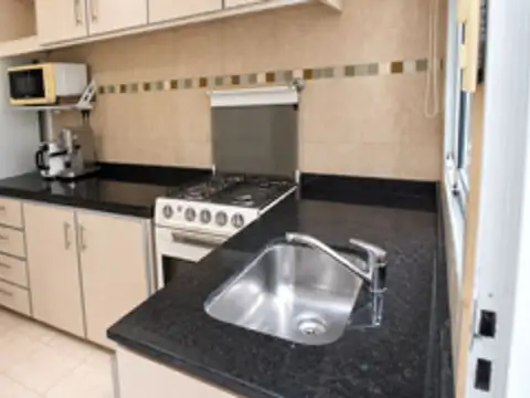 VENTA CASA 3 AMBIENTES LINIERS PATIO TERRAZA