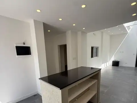 Depto Tipo Casa en Venta en Villa Devoto, USD 180.000