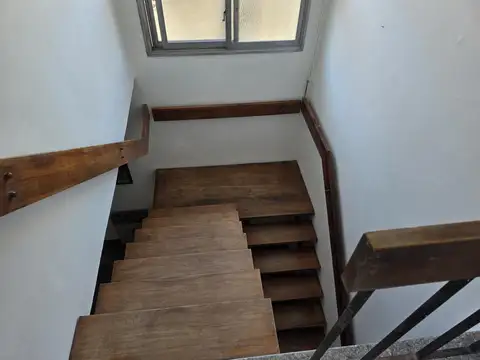 ALQUILER- Casa 4 ambientes, excelente conectividad, Beccar