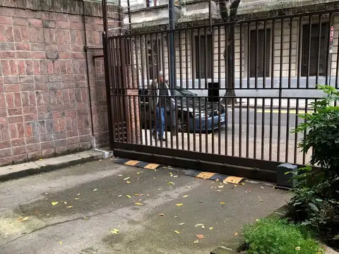 Adolfo Alsina 2900, Piso 0