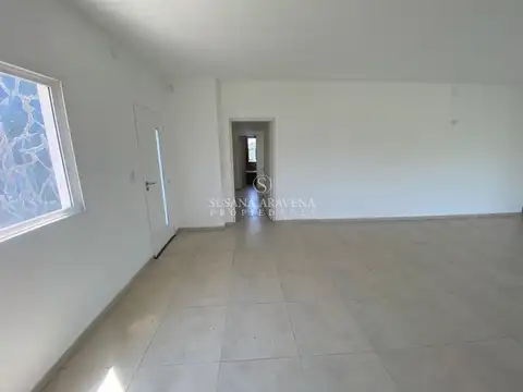 Casa en Alquiler de 3 dormitorios