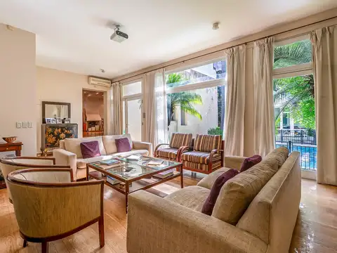 CASA - VENTA - 4 DORMITORIOS - ESCRITORIO - PLAYROOM - 2 COCHERAS - QUINCHO - COLEGIALES