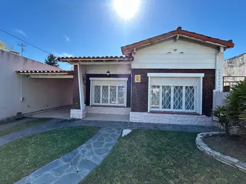 NUEVAS CONDICIONES  CASA EN VENTA CON GRAN LOTE CALLE EREZCANO 1449 JOSE MARMOL