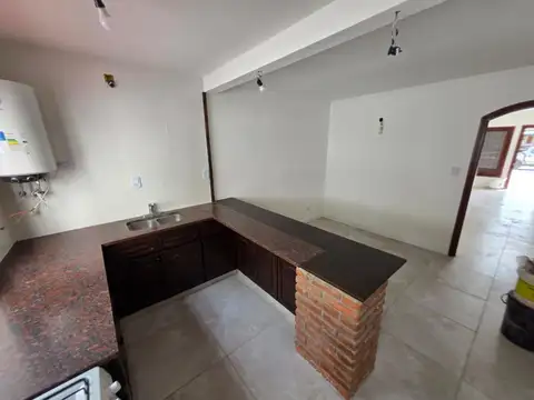 Depto Tipo Casa en Venta en Pinos De Anchorena, USD 68.000