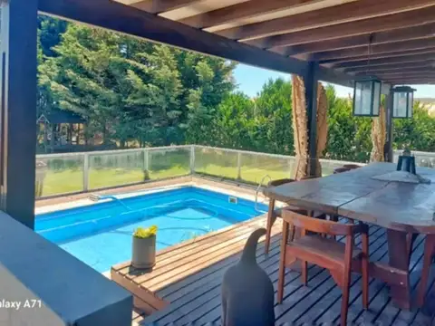 Casa en venta en Costa Esmeralda - 4 dormitorios